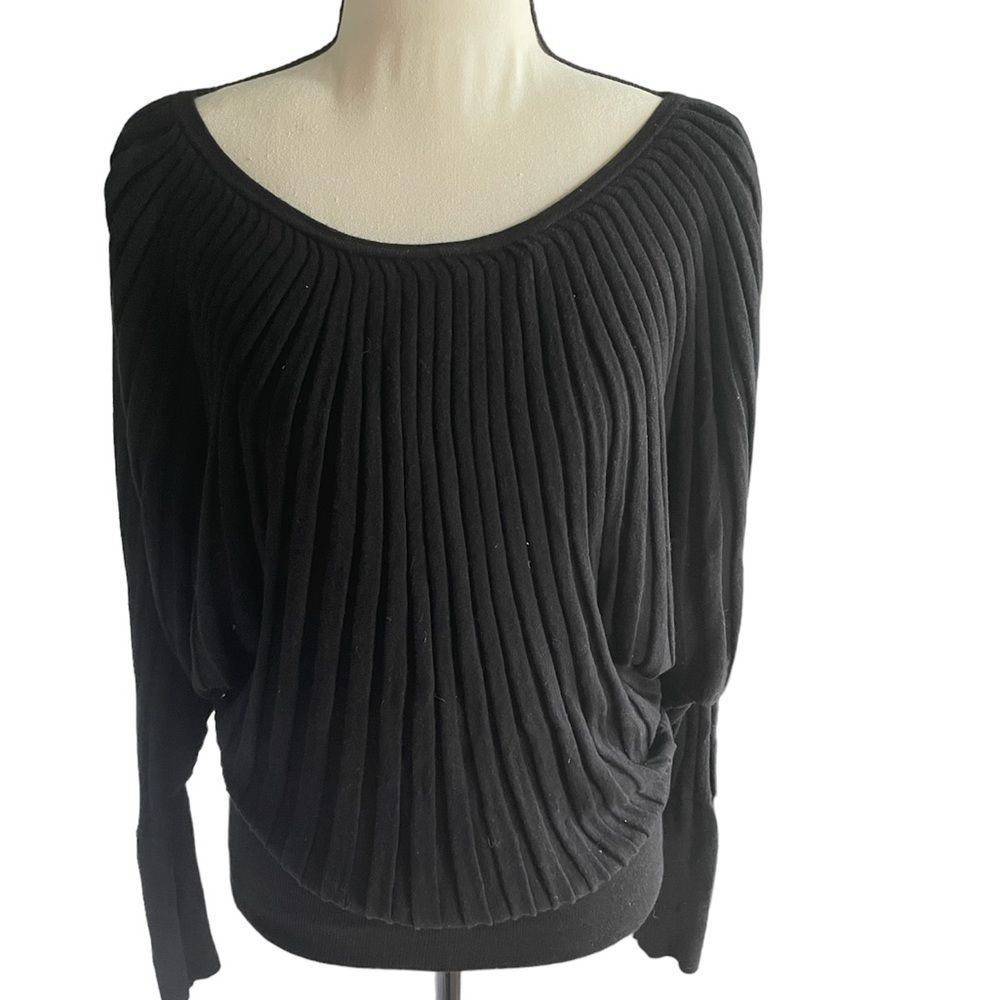 Kenneth Cole Reaction Sweater - Picture 2 of 5